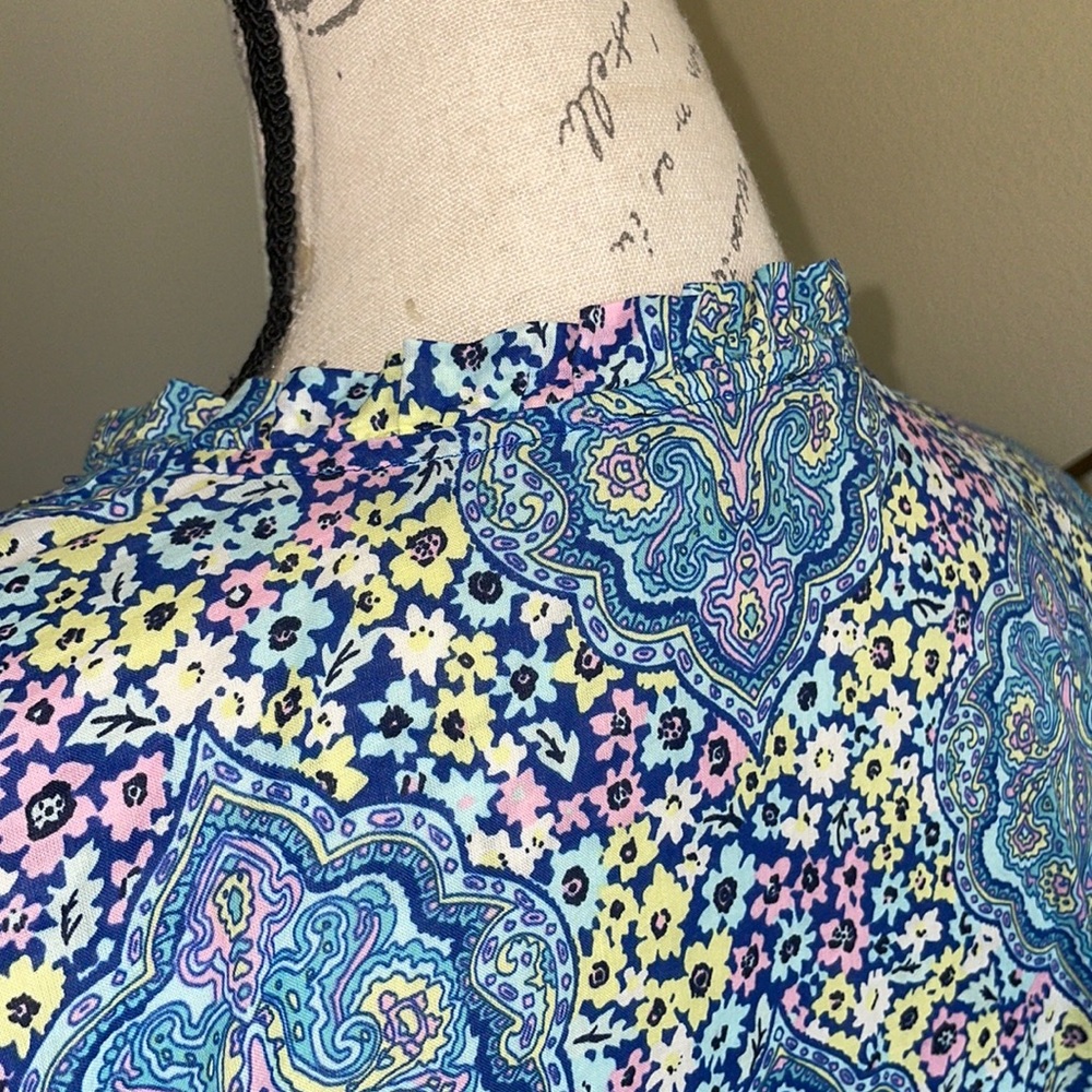Talbots Pastel Gardens Floral Popover Blouse - Picture 8 of 10